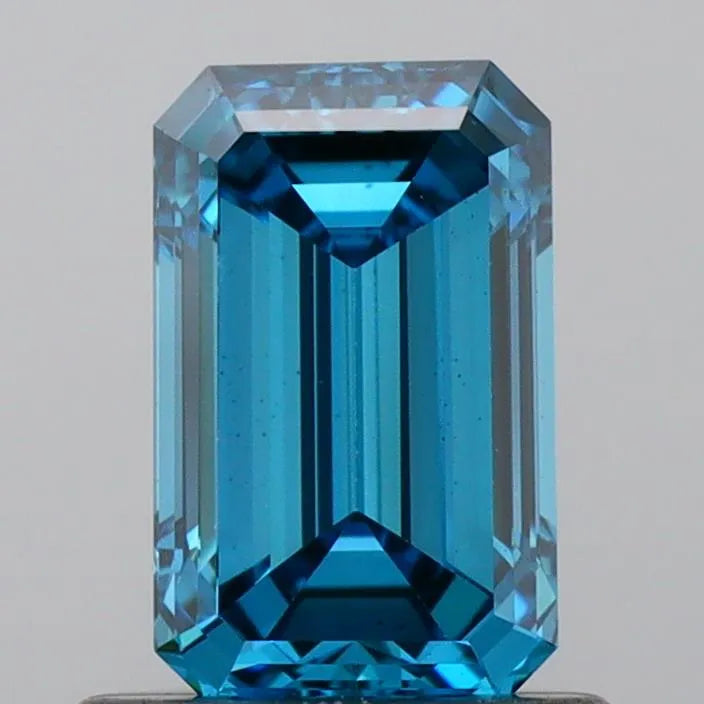 0.90ct Emerald Lab Grown Diamond (Colour Fancy Vivid Blue, Clarity VS1, IGI Certified)