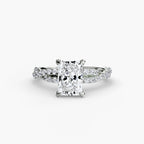 The Twisted Pavé Solitaire