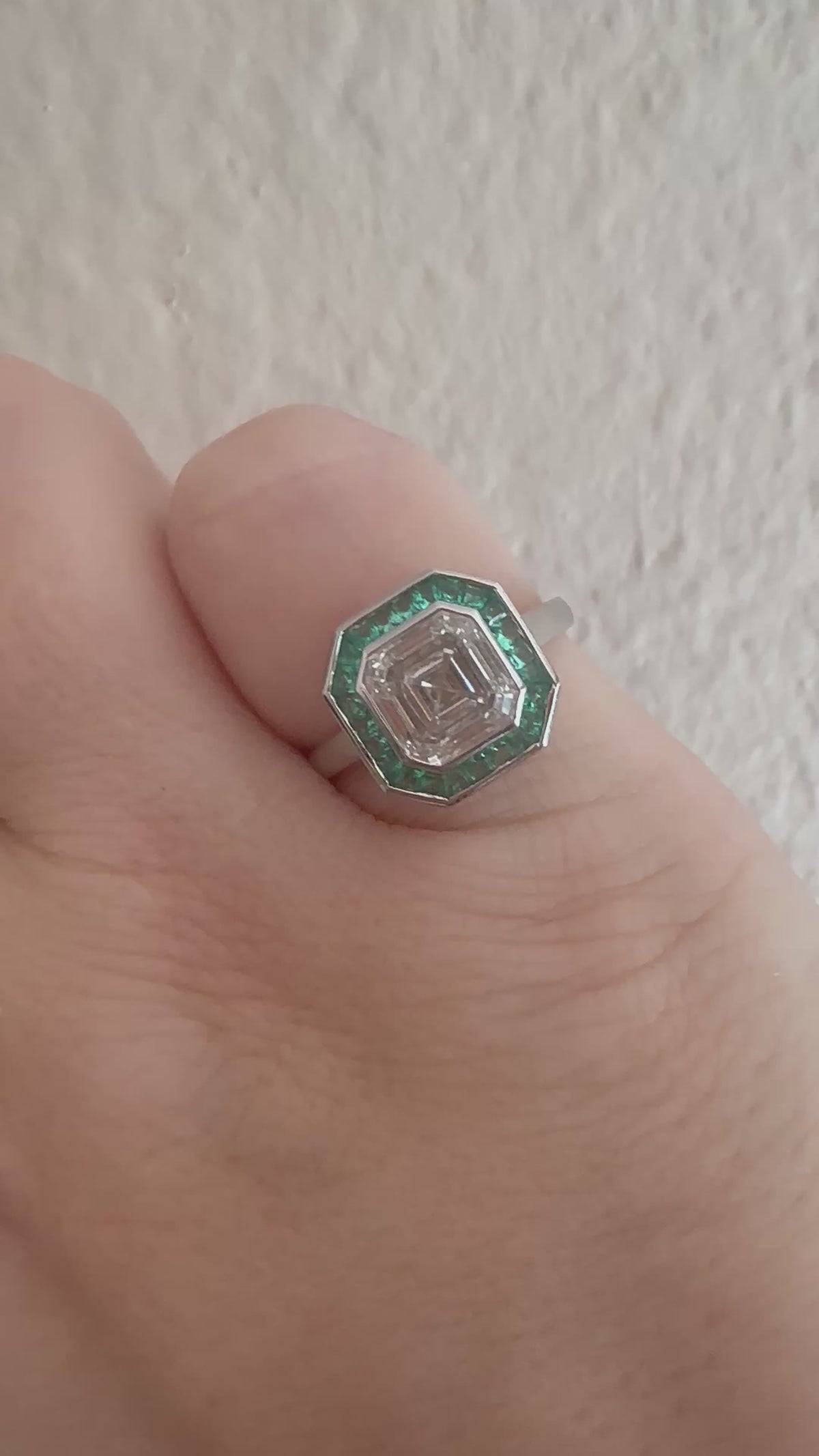 Art Deco Emerald Halo Ring | 2.5ct Asscher