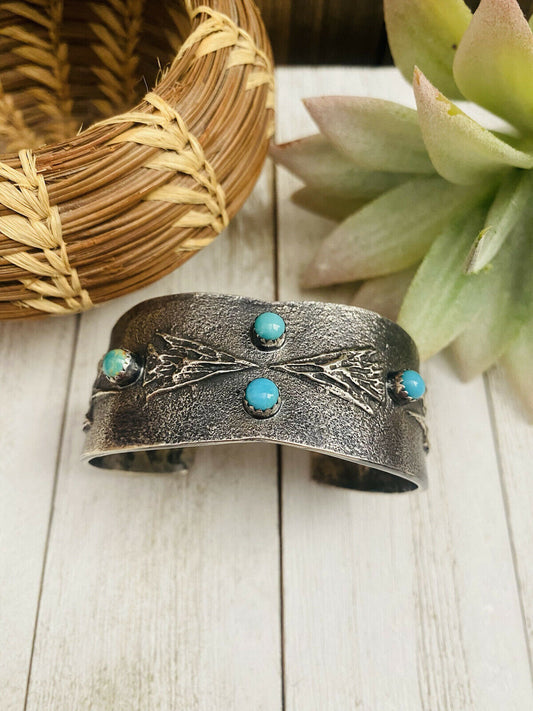 Navajo Old Pawn Vintage Turquoise & Sterling Silver Tufa Cast Cuff Bracelet