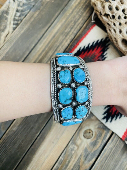 Navajo Old Pawn Vintage Kingman Turquoise & Sterling Silver Cuff Bracelet