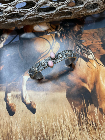 Navajo Pink Conch & Sterling Silver Tufa Cast Cuff Bracelet Signed