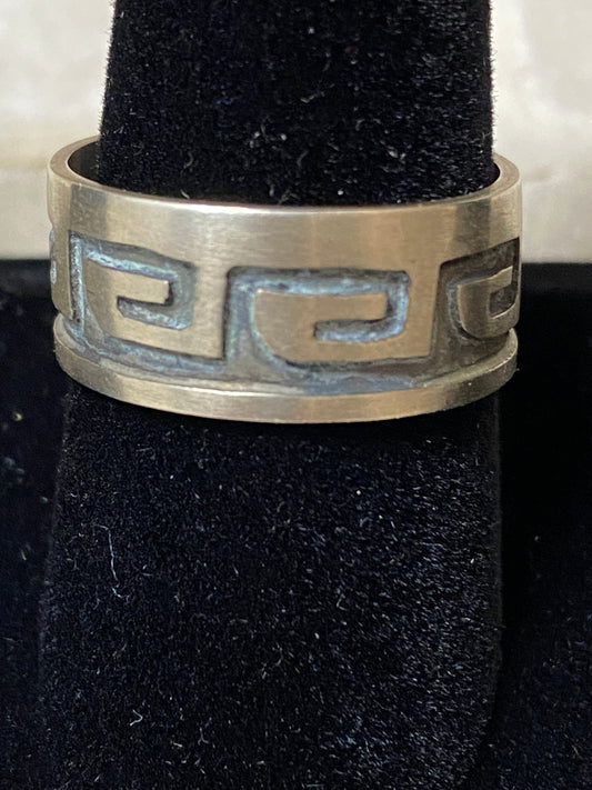 Navajo Sterling Silver Tribal Ring Size 10.25